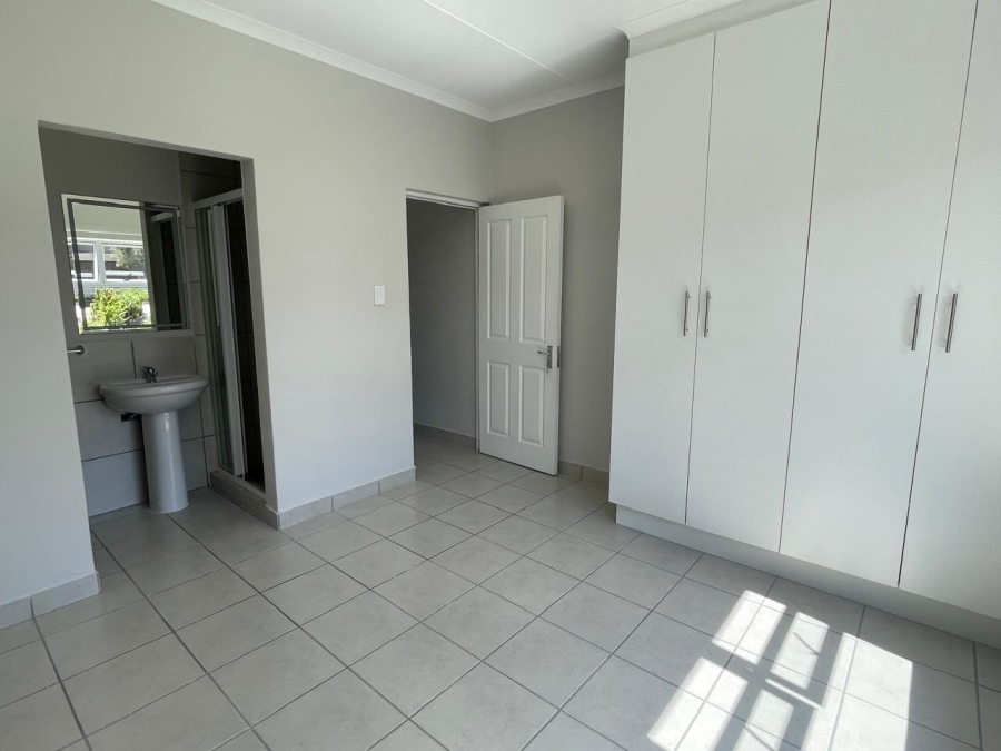 2 Bedroom Property for Sale in Island View Western Cape